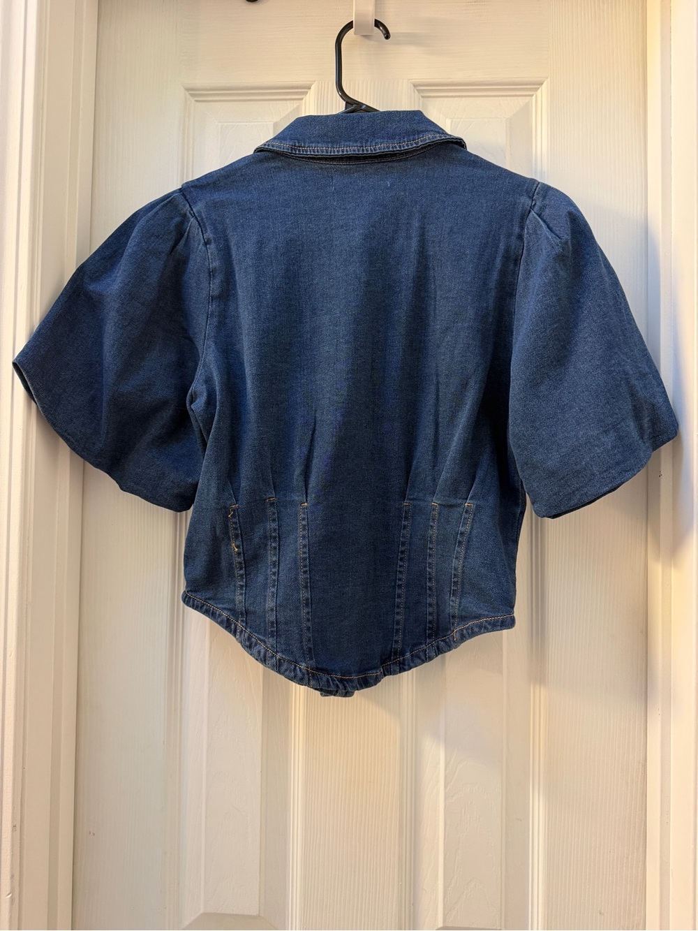 NWT Bagatelle Collection Denim Button-Up Blouse with Puff Sleeves Medium - Picture 9 of 11